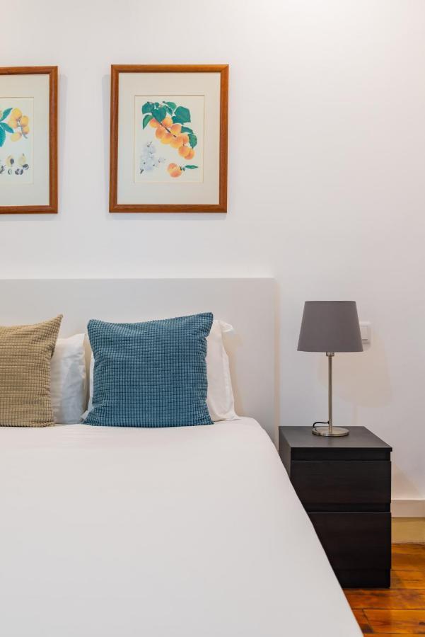 Almirante Home With 3 Bedrooms ลิสบอน ภายนอก รูปภาพ